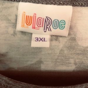 LuLaRoe Tops - NWOT! LuLaRoe ‘Randy’ t-shirt, Sz 3x! LuLaRoe Tops - NWOT! LuLaRoe ‘Randy’ t-shirt, Sz 3x!